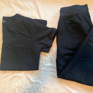 Mandala One-Pocket Scrub Top and Joggers